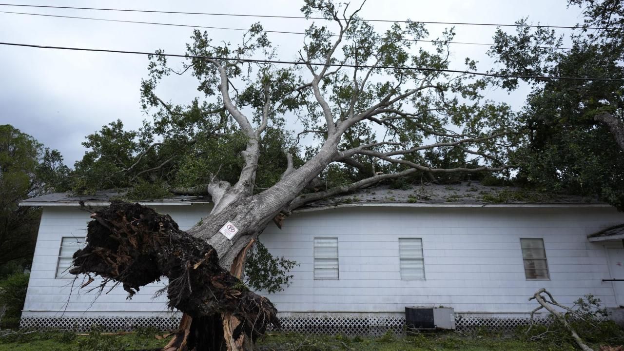 Annoyance rises in Texas heat after Hurricane Beryl, leaving millions powerless.