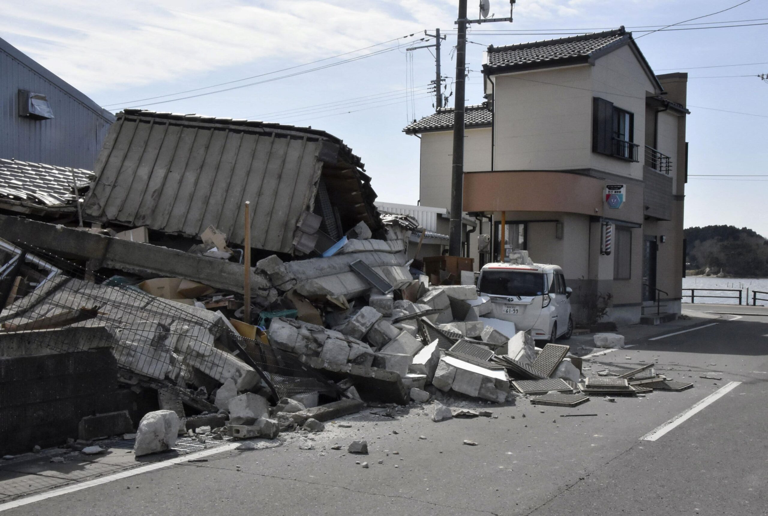 Japan Remains on High Alert for Possible Mega Earthquake: Latest Updates and Key Insights